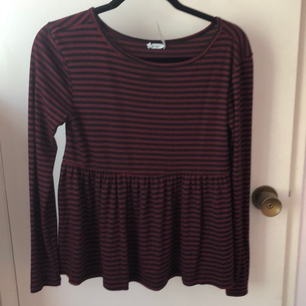 Black and red striped long sleeve top